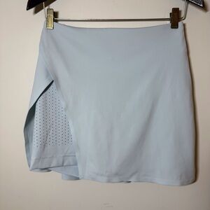 Lululemon side slit skort tennis pickleball light blue Size 6.